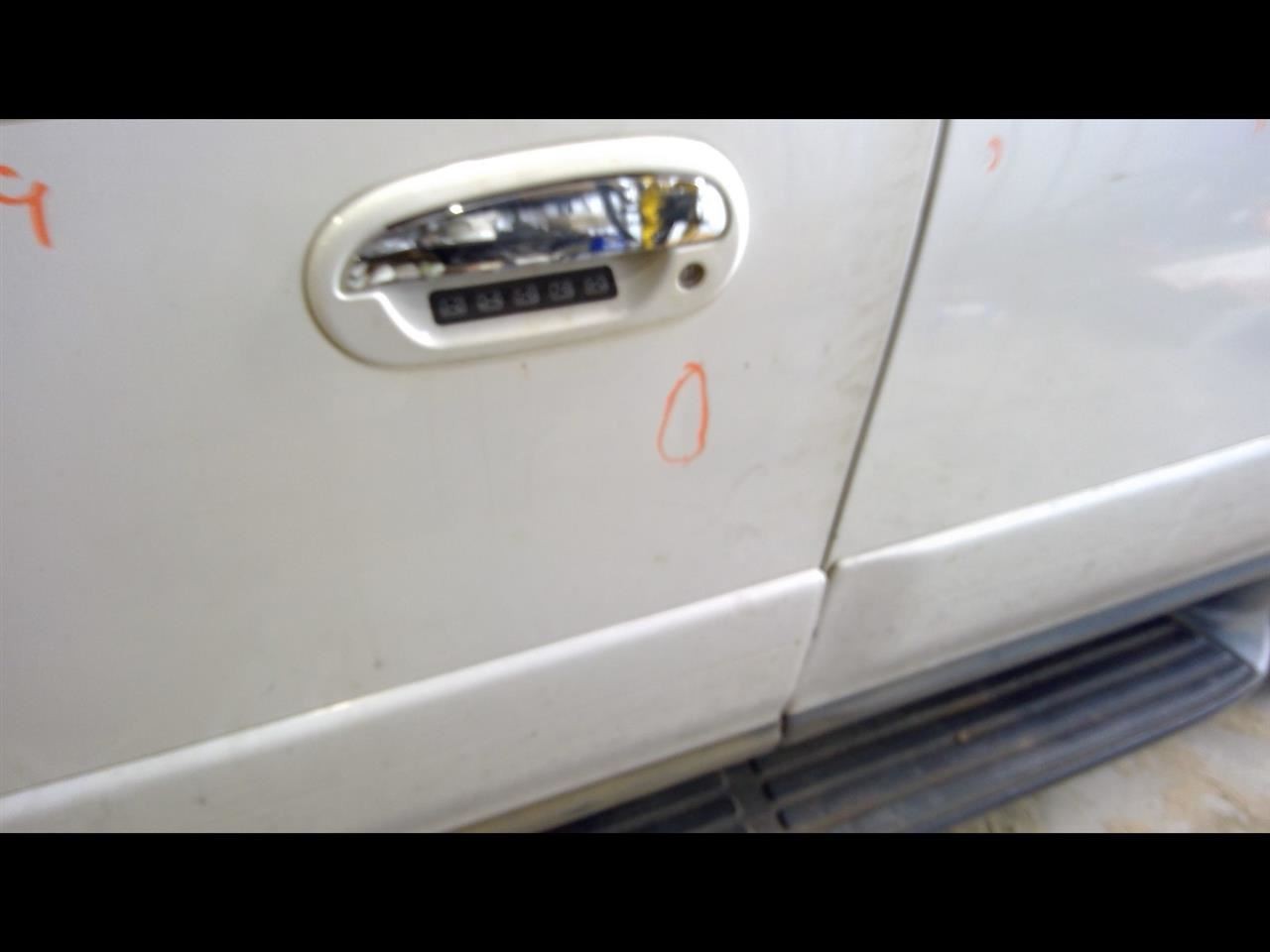 Driver Door Handle Exterior Door Handle Assembly Fits 00-02 NAVIGATOR 1098378