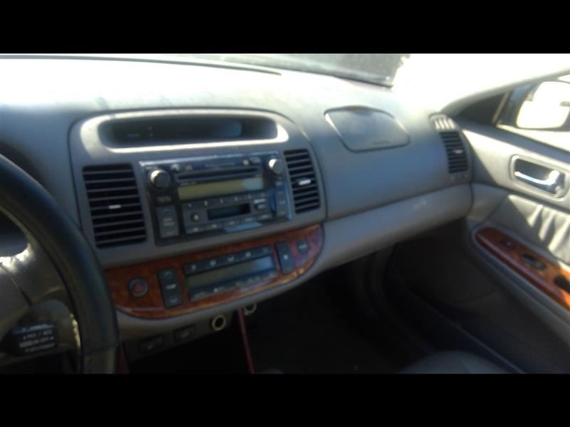 Driver Left Tail Light Fits 02-04 CAMRY 641358