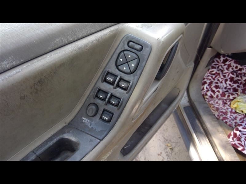 Chassis ECM Body Control BCM Left Hand Dash Fits 03 GRAND CHEROKEE 858799