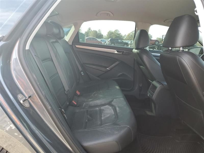 Passenger Axle Shaft Front Automatic Transmission Fits 14-20 PASSAT 1039677