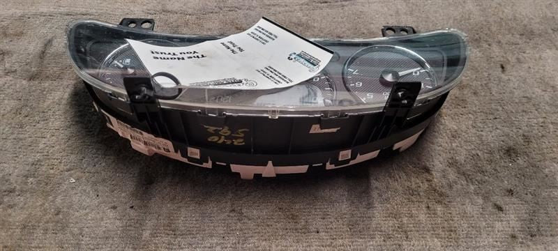 Speedometer Cluster Classic Style Emblem In Grille Fits 04-08 MALIBU 1076157