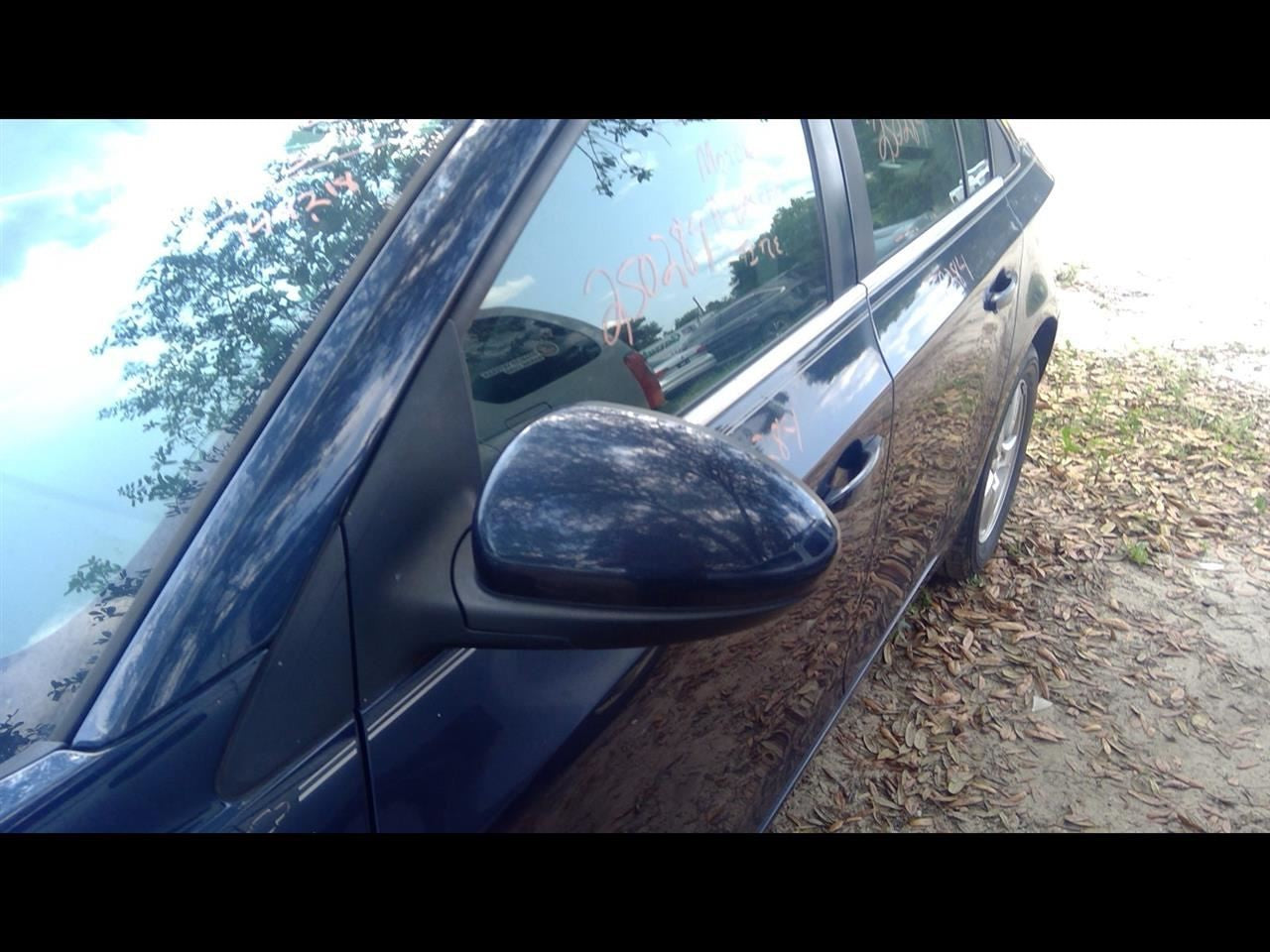 Grille Lower Center Of Fascia Transmission Opt MH8 Fits 11-14 CRUZE 1126759