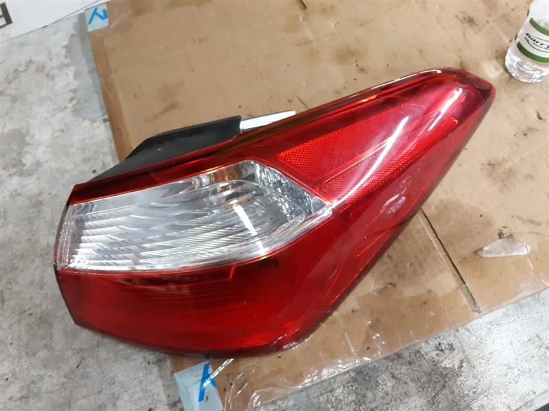 Passenger Tail Light Incandescent Sedan Fits 14-16 FORTE 449051