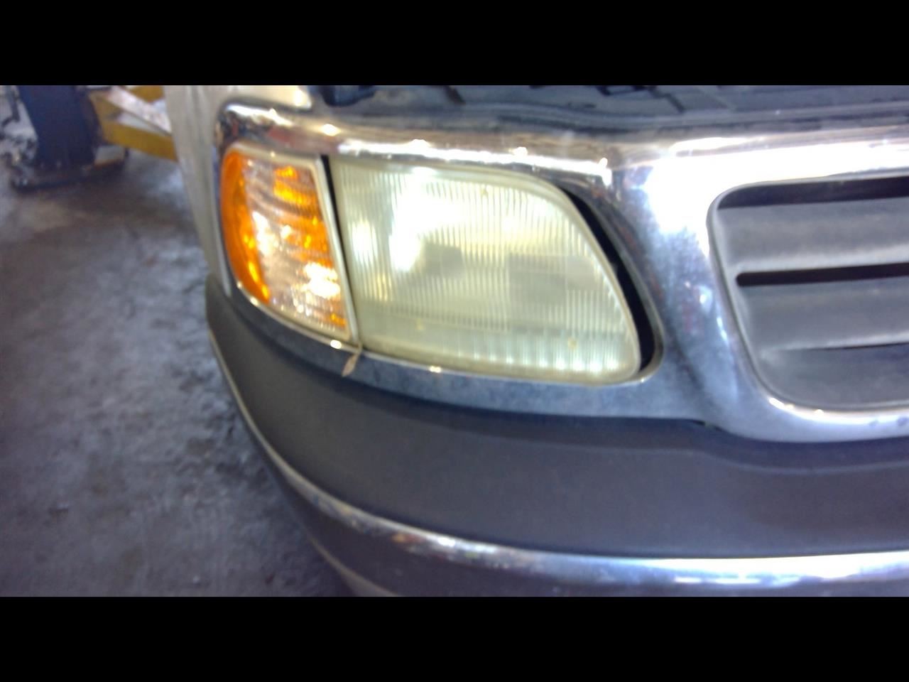 Passenger Lower Control Arm Front Heritage Fits 02-04 FORD F150 PICKUP 1095827