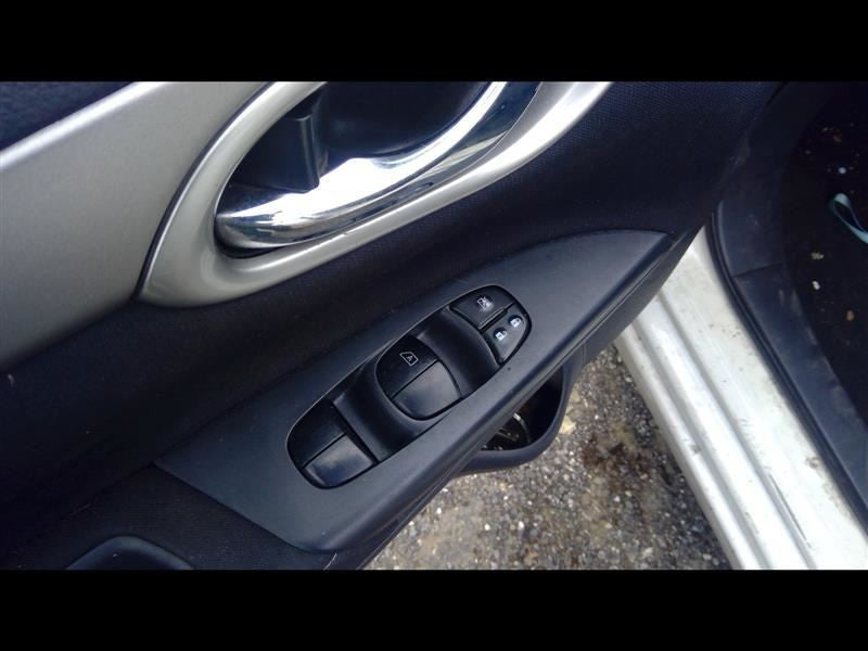 Driver Left Strut Front Fits 13-19 SENTRA 1035321