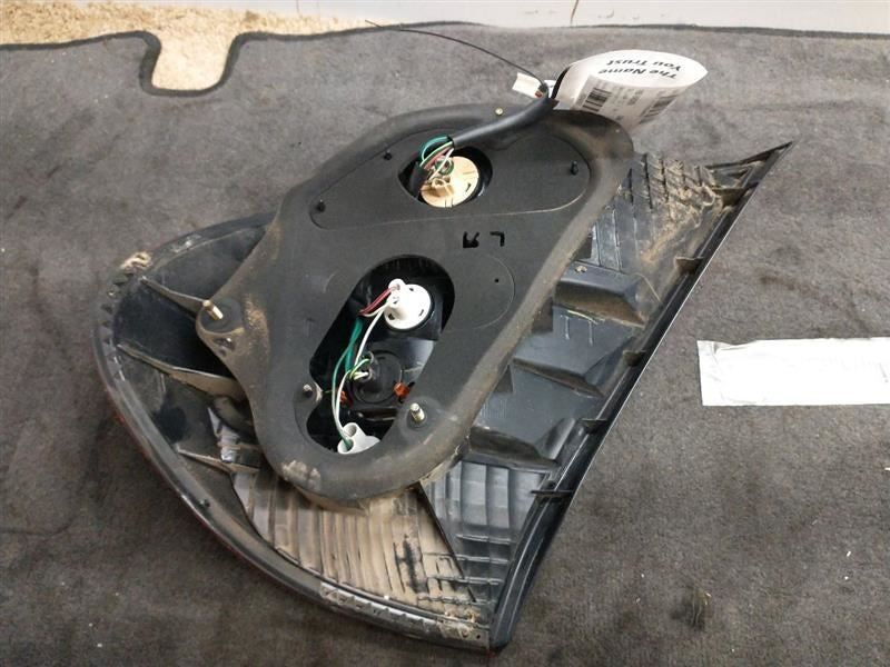 Driver Left Tail Light Fits 02-04 CAMRY 846683