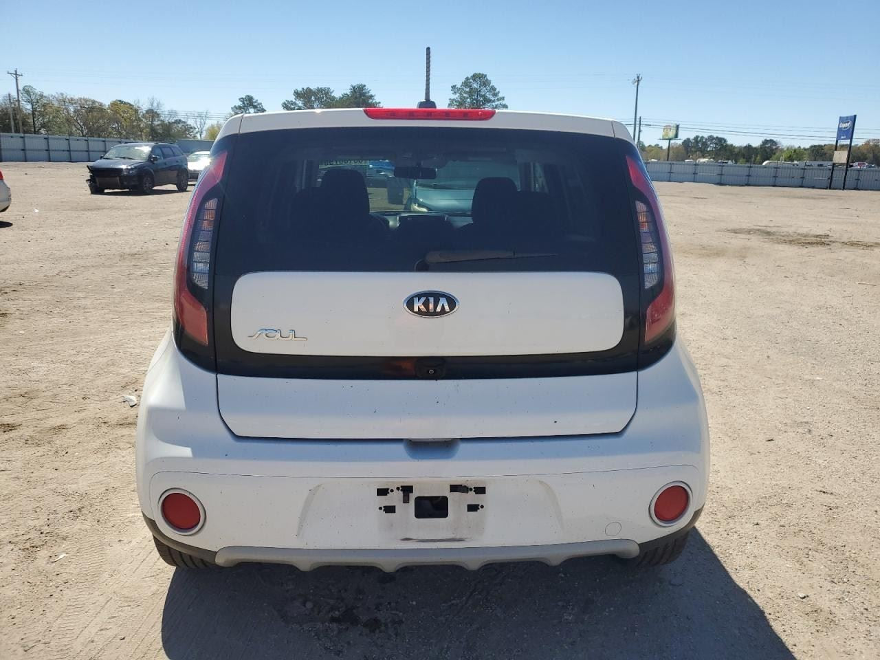 Grille Model Upper Gloss Black Finish Fits 17-19 SOUL 1129741
