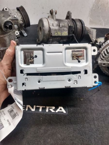 Audio Equipment Radio Receiver Am-fm-single CD-MP3-USB Fits 13 MALIBU 1056843