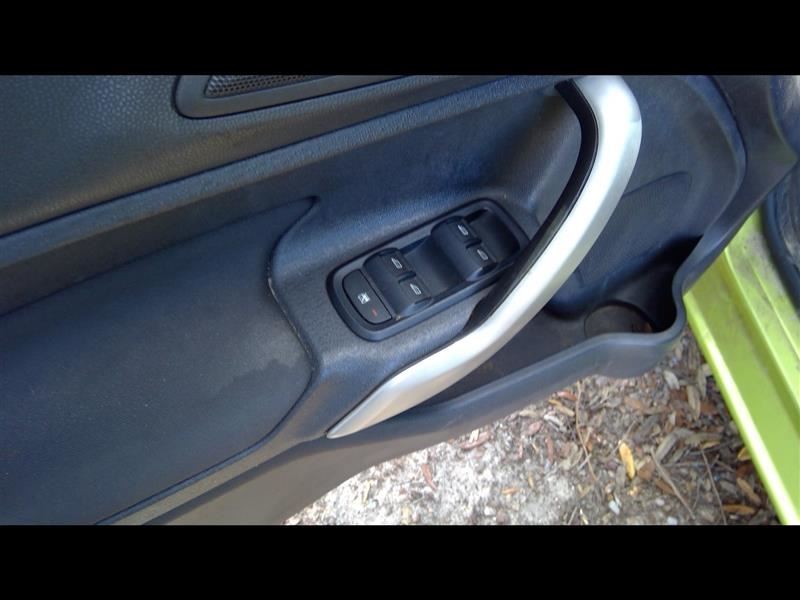 Coolant Reservoir Fits 11-19 FIESTA 1065623