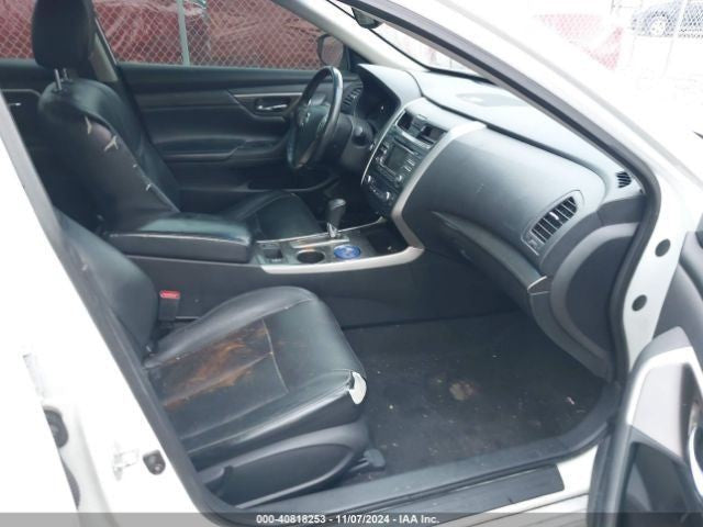 Driver Corner/Park Light Fog-driving Bumper Mounted Fits 04-19 SENTRA 1103720