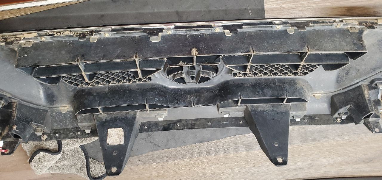 Grille Upper Chrome Surround Fits 12-15 TACOMA 1129109