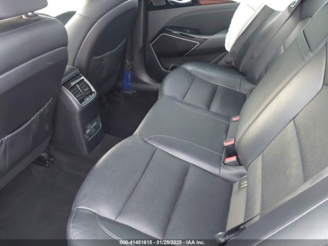 Dash Panel Without Head-up Display Fits 17-19 CADENZA 1112391