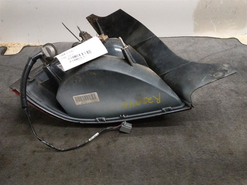 Passenger Tail Light Quarter Panel Mounted Fits 03-11 GRAND MARQUIS 848105