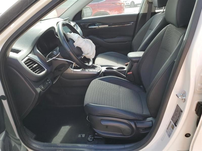 Driver Corner/Park Light Fog-driving Bumper Mounted Fits 21 SELTOS 1055053