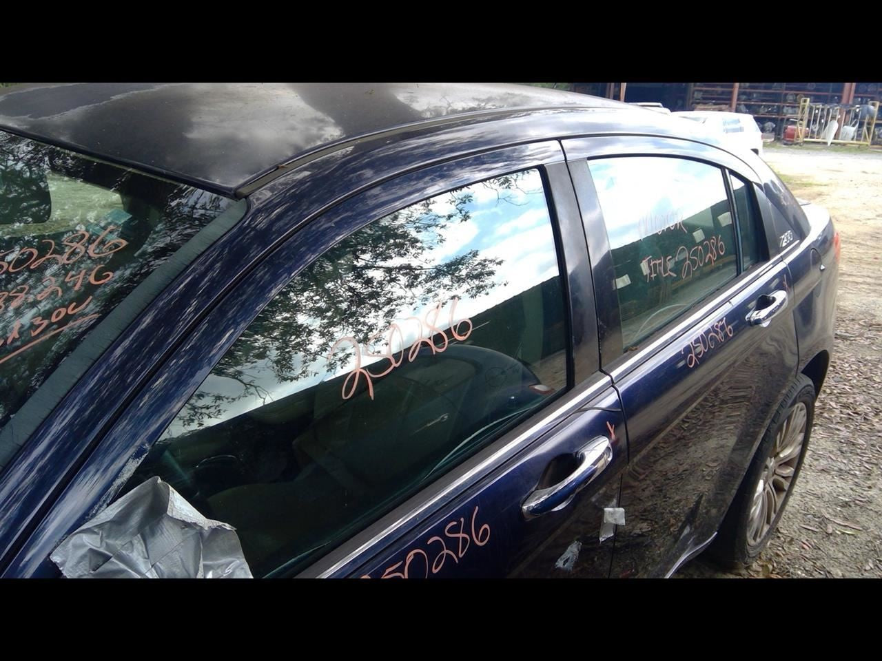 200 2012 High Mounted Stop Light 1126931