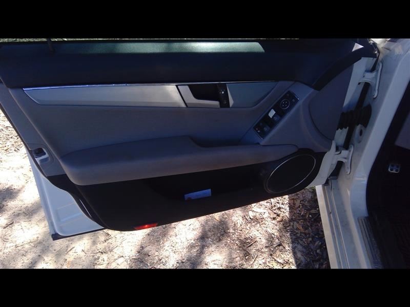 Seat Belt Front 204 Type C250 Bucket Seat Fits 08-10 MERCEDES C-CLASS 1081071