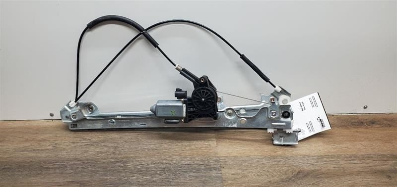 Driver Front Window Regulator Electric Fits 99-07 SIERRA 1500 PICKUP 1068350