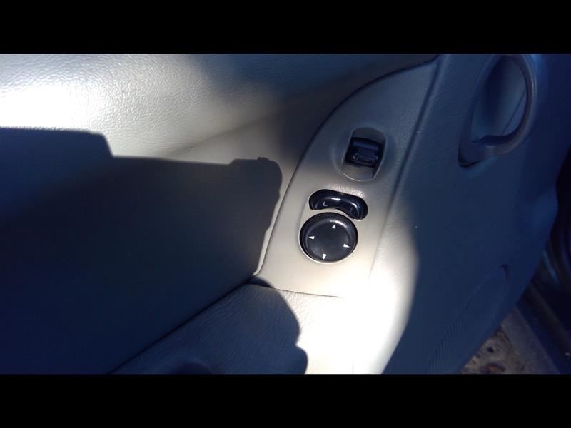 Passenger Side View Mirror Power Non-heated Fits 02-07 LIBERTY 889359