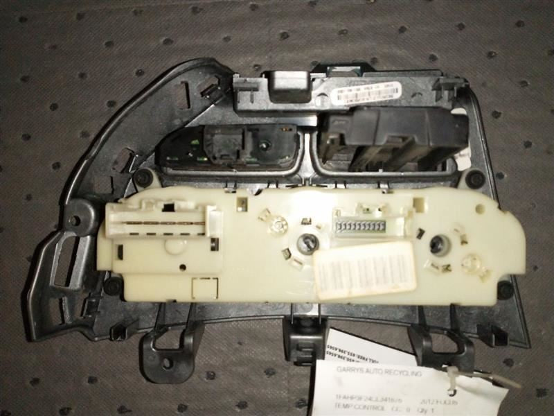Temperature Control Manual Temperature Control Fits 12 FOCUS 316370