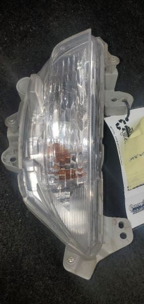 Passenger Corner/Park Light Park Lamp-turn Signal Fits 14-16 MAZDA 3 1053464