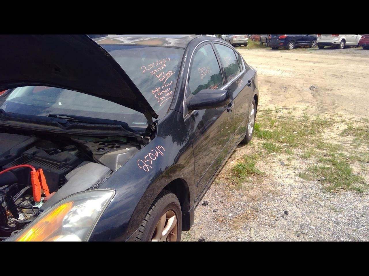 (BOX ONLY-NO TUBES) Air Cleaner Coupe 2.5L 4 Cylinder Fits 07-13 ALTIMA 1120589