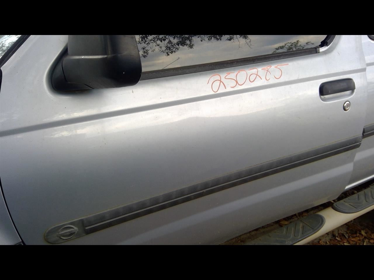 Alternator 6 Cylinder Fits 99-02 FRONTIER 1126869