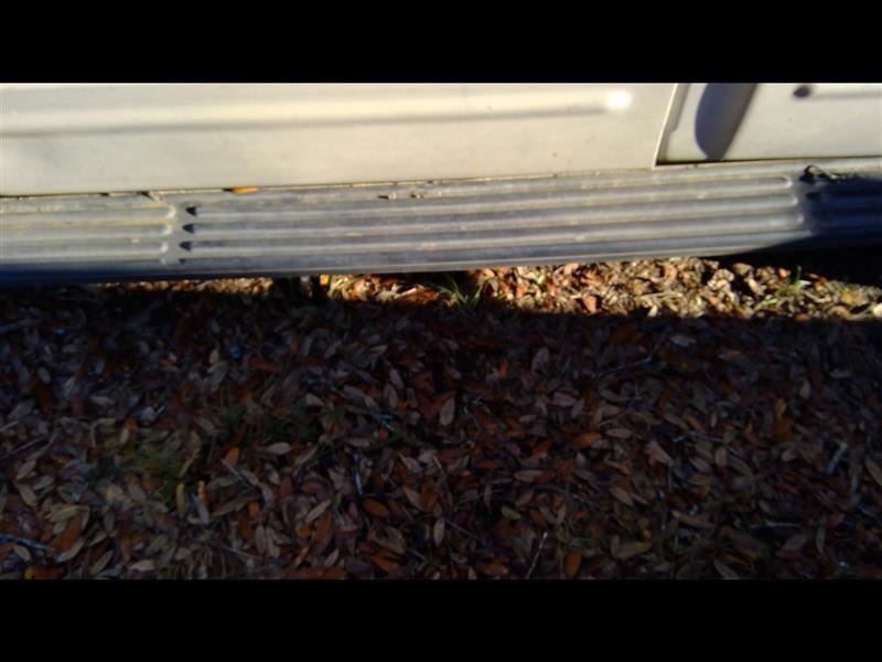 Driver Left Tail Light Fits 03-06 EXPEDITION 990375