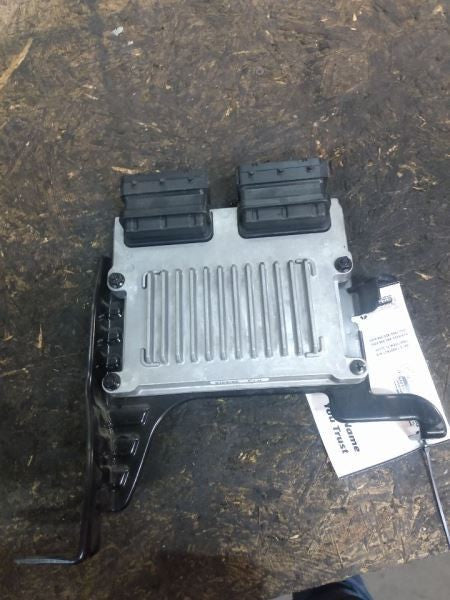 Engine ECM Electronic Control Module 3.3L Fits 15-17 AZERA 1063830