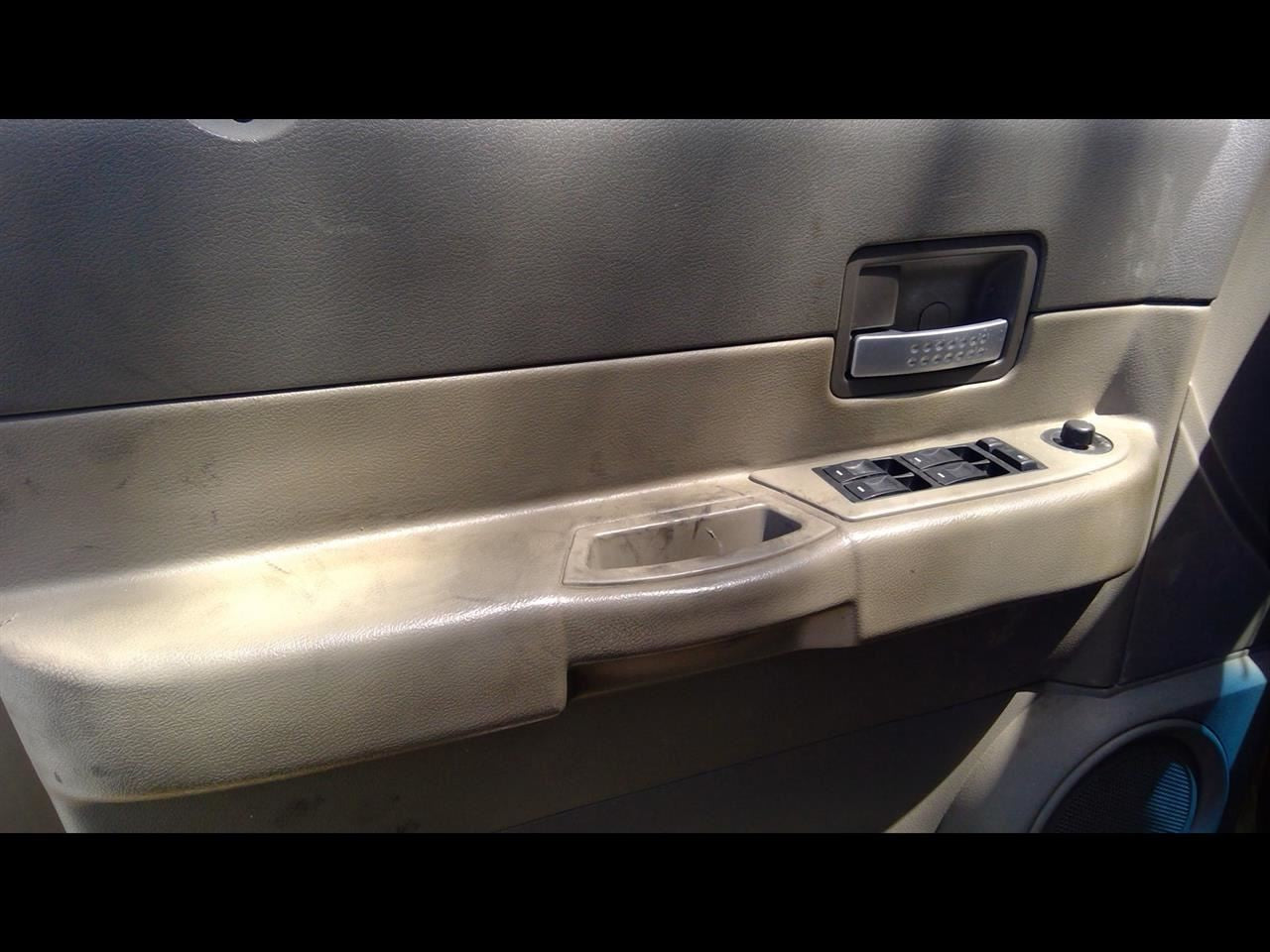 Fuel Pump Assembly 3.7L Fits 04-07 DURANGO 1120306