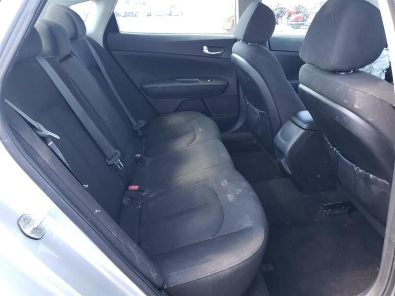 Passenger Tail Light Incandescent Fits 16-20 OPTIMA 745228