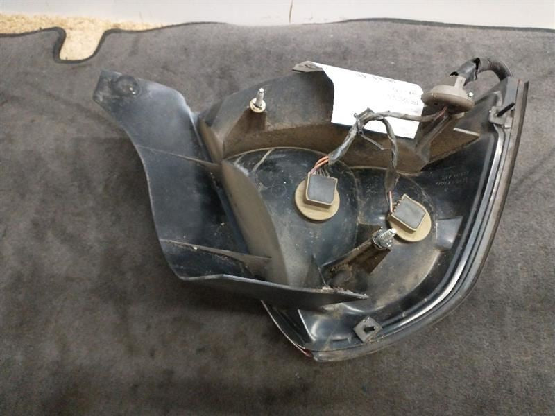 Passenger Tail Light Quarter Panel Mounted Fits 03-11 GRAND MARQUIS 848105