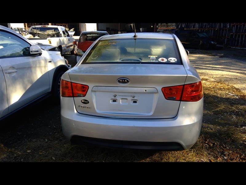 Radiator Fits 10 FORTE 718650