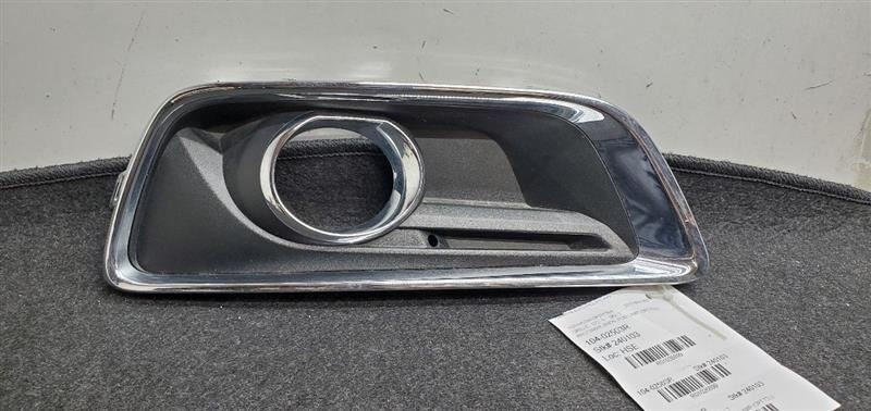 Passenger Grille VIN 1 4th Digit Limited Lower Opt T3U Fits 13-16 MALIBU 1026899
