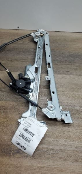 Driver Front Window Regulator Electric Fits 99-07 SIERRA 1500 PICKUP 1068350