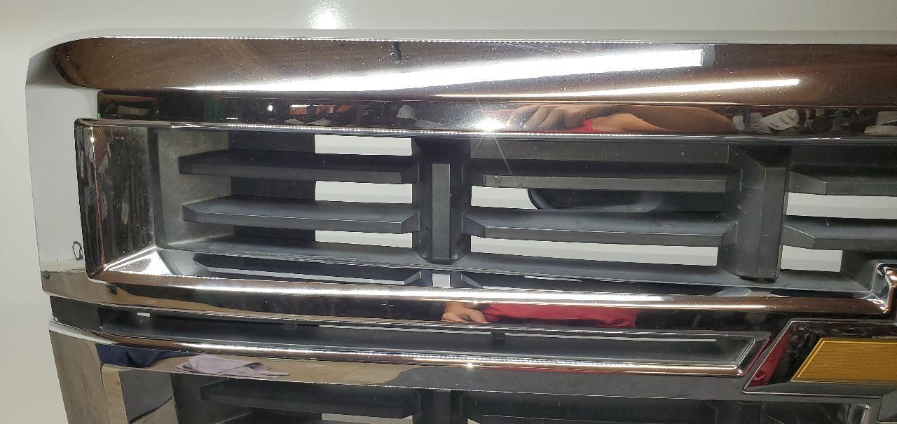 Grille Chrome Surround Black Bars Fits 14-15 SILVERADO 1500 PICKUP 1130675