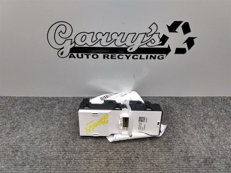 Driver Front Door Switch Driver's Lock And Window Master Fits 21 SELTOS 646414