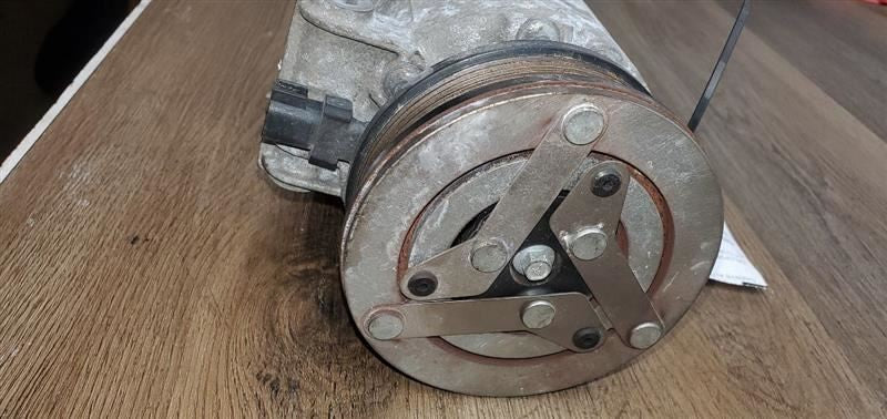 AC Compressor Fits 12-17 EVOQUE 1056066