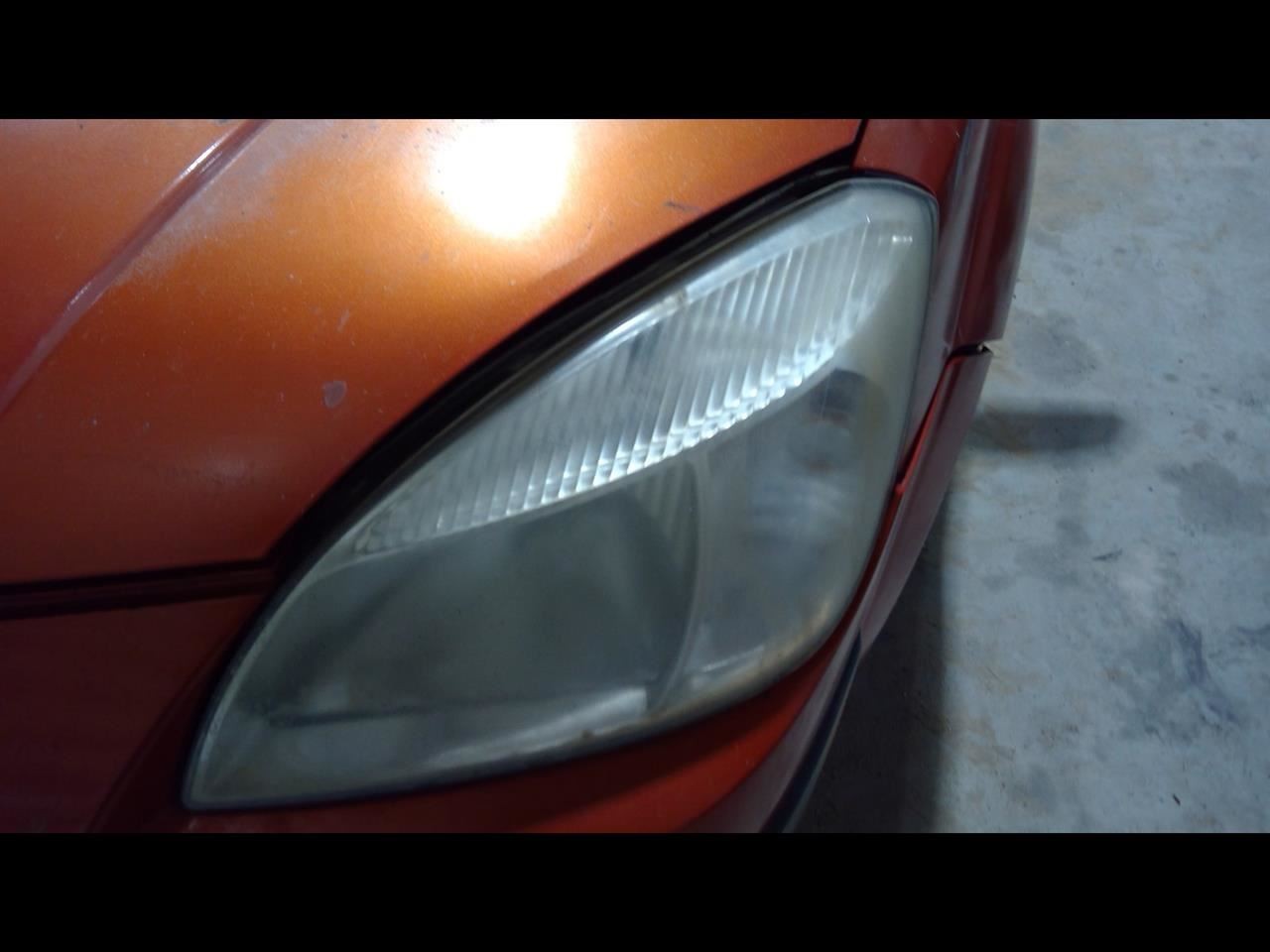 Passenger Front Spindle/Knuckle With Power Steering Fits 06-11 RIO 1098236