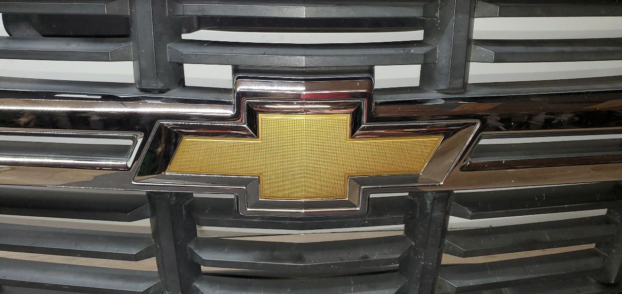 Grille Chrome Surround Black Bars Fits 14-15 SILVERADO 1500 PICKUP 1130675