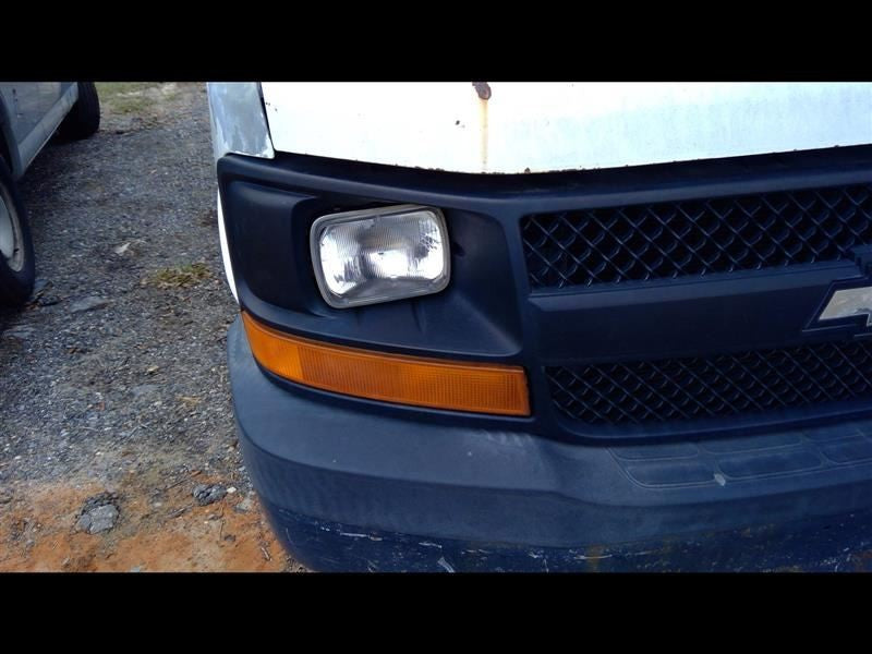 Chassis ECM Body Control BCM Center Dash Fits 03-07 EXPRESS 1500 VAN 1086061