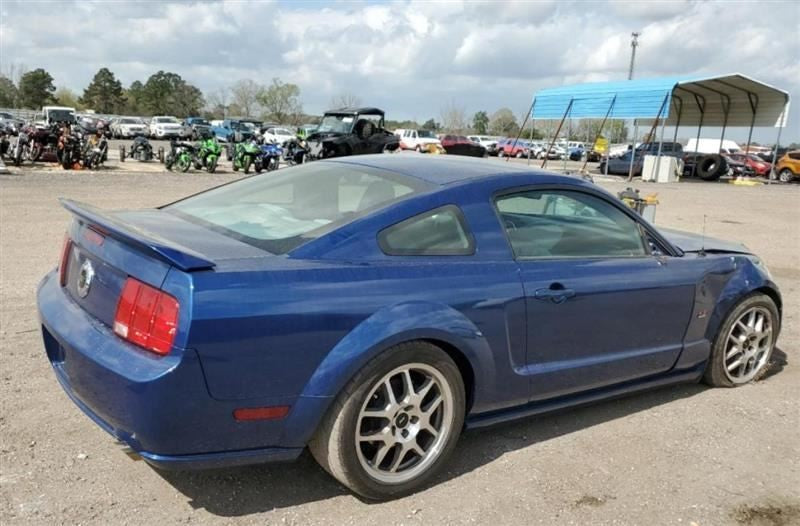 Passenger Right Tail Light Fits 05-09 MUSTANG 928235