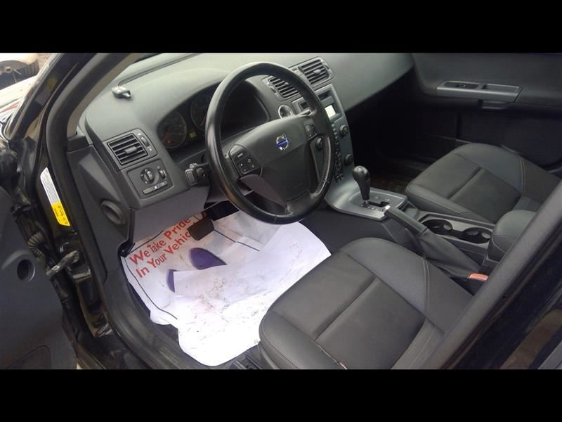 Automatic Transmission 5 Cylinder FWD Fits 04-10 VOLVO 40 SERIES 553614