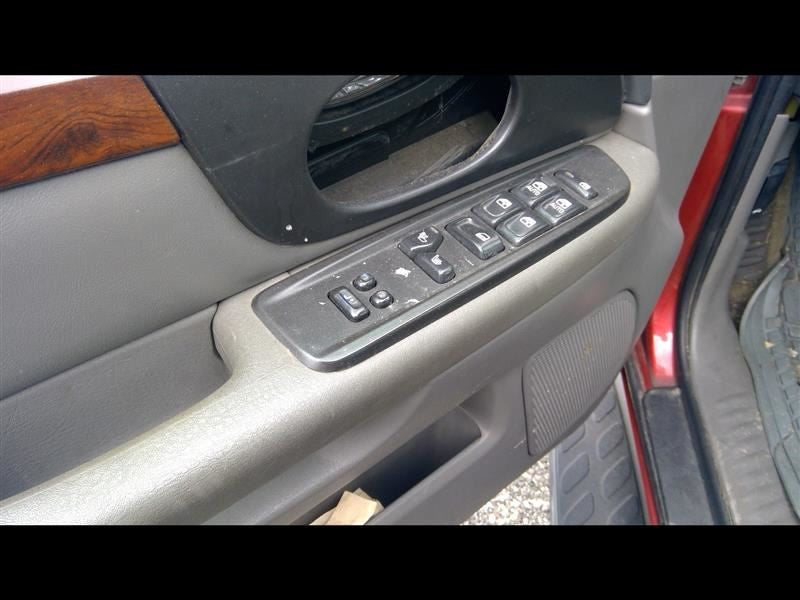 Passenger Right Tail Light Fits 02-09 ENVOY 1035359