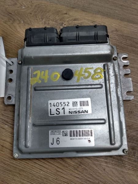 Engine ECM Electronic Control Module 5.6L 8 Cylinder Fits 14 NV 2500 1061422