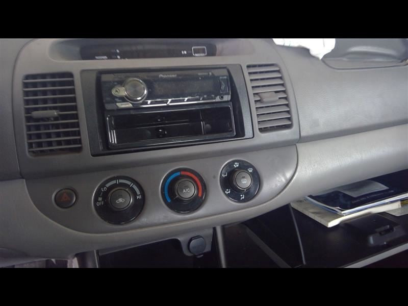 Driver Left Tail Light Fits 02-04 CAMRY 846683