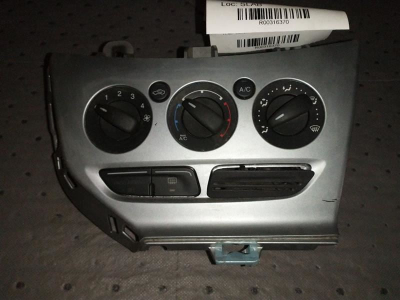 Temperature Control Manual Temperature Control Fits 12 FOCUS 316370