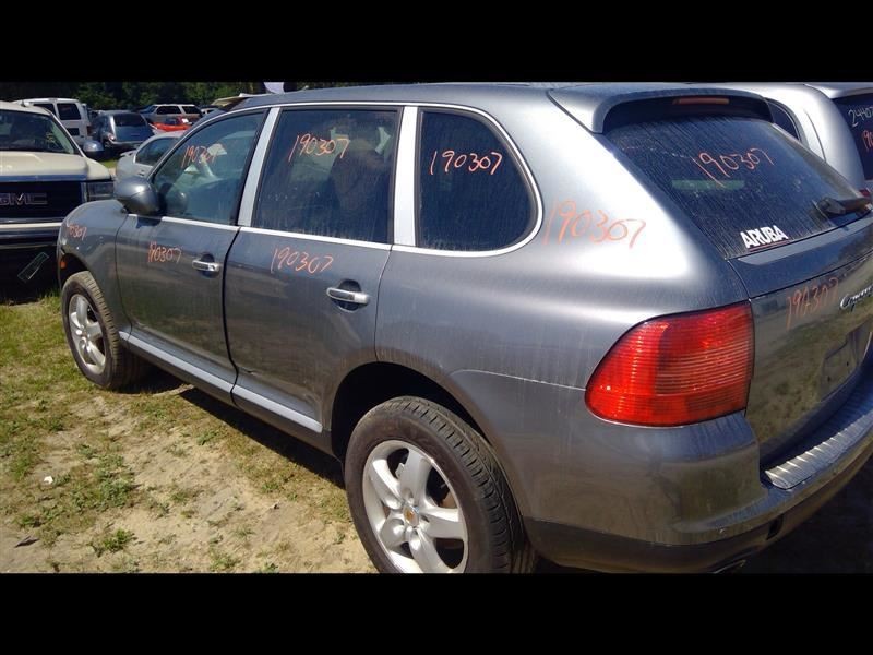 Driver Corner/Park Light Fog-driving Fits 03-06 PORSCHE CAYENNE 422103