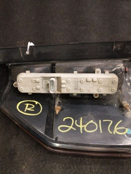 Passenger Right Tail Light Fits 02-09 ENVOY 1035359