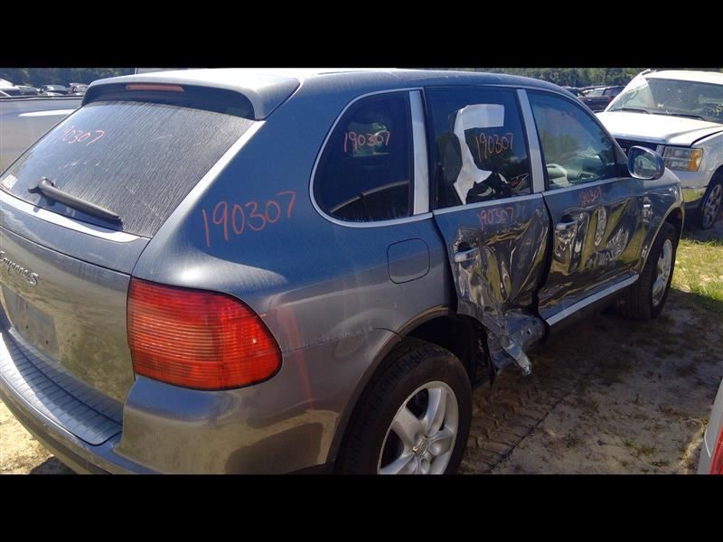 Driver Corner/Park Light Fog-driving Fits 03-06 PORSCHE CAYENNE 422103