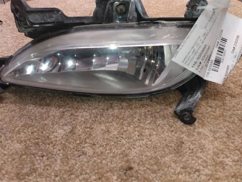 Passenger Corner/Park Light Fog-driving Bumper Mounted Fits 11-13 SONATA 738551